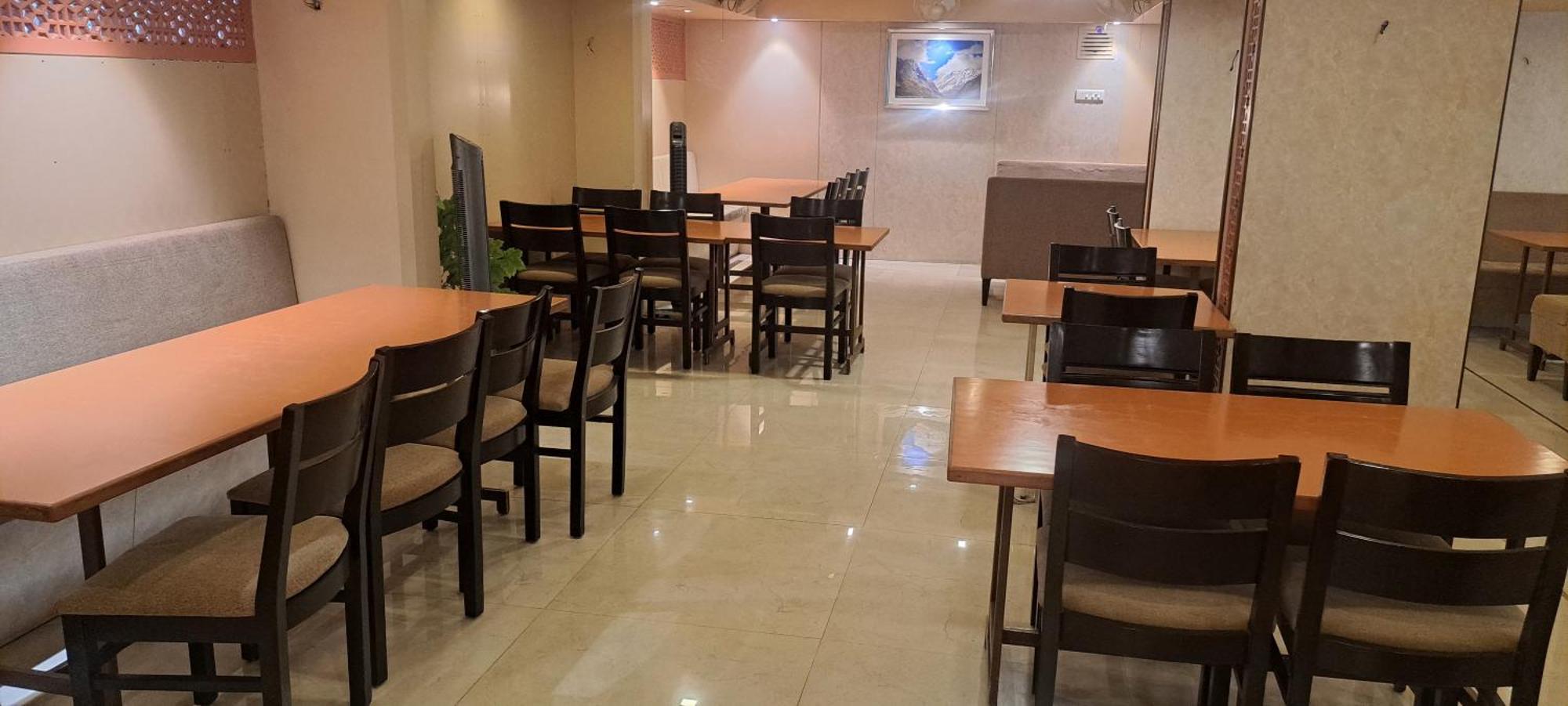 Hotel Swaroop Pune Esterno foto